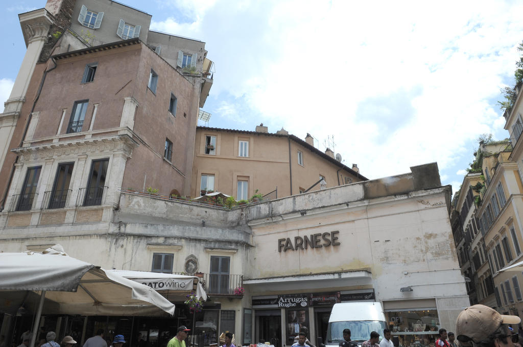 Flowers Rome